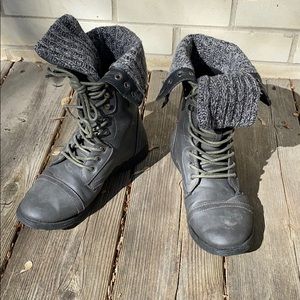 Women’s grey boots